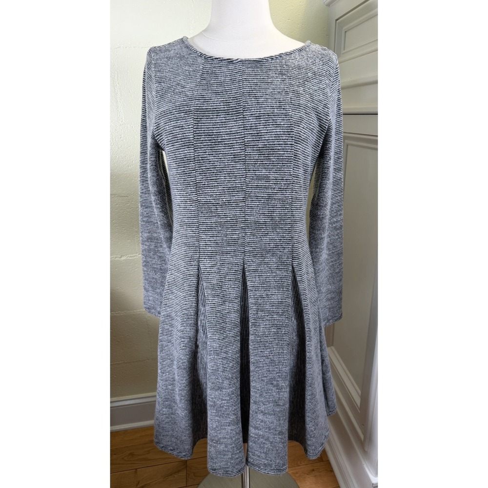 Dolan Left Coast Collection Gray Striped Knit Fit &‎ Flare Dress Women's M